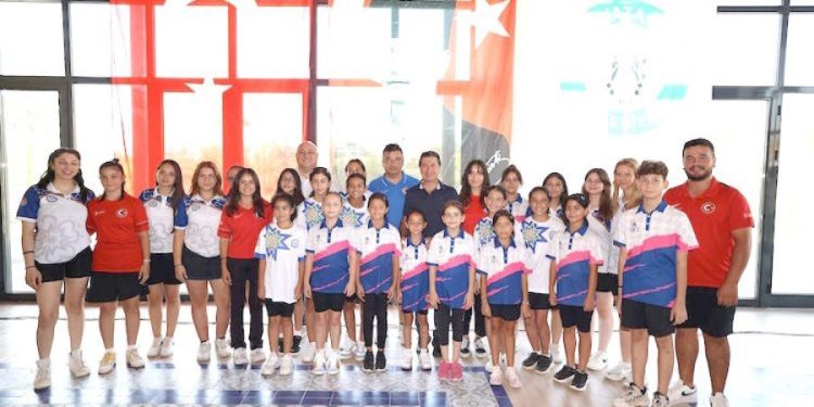 Başkan Aras Şampiyon Okçularla Bir Araya Geldi