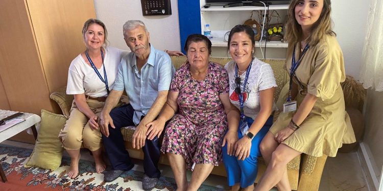 Belediye Ekiplerinden Kıbrıs Gazilerine Ziyaret