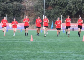 Denizin Kızları İlk Antrenmanına Çıktı