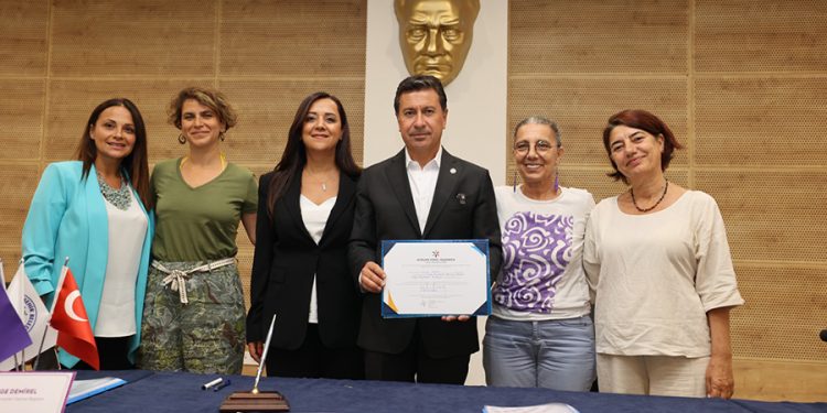 Muğla Büyükşehir Belediye Başkanı Aras’tan CEMR İmzası