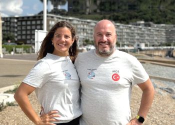 Murat Öz ve Yasemin Altıntaş, Yüzerek Manş Denizi’ni Geçecek