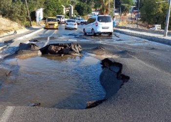 Bodrum’da Susuzluk Kabusu Bitmedi, Ana İsale Hattı 24 Saatte Altı Kez Patladı, Mahalleler Susuz Kaldı