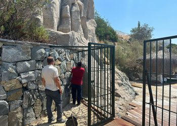 Kadıkalesi kıyı eyleminde vatandaşların isyan ettiği demir kapı kaldırıldı