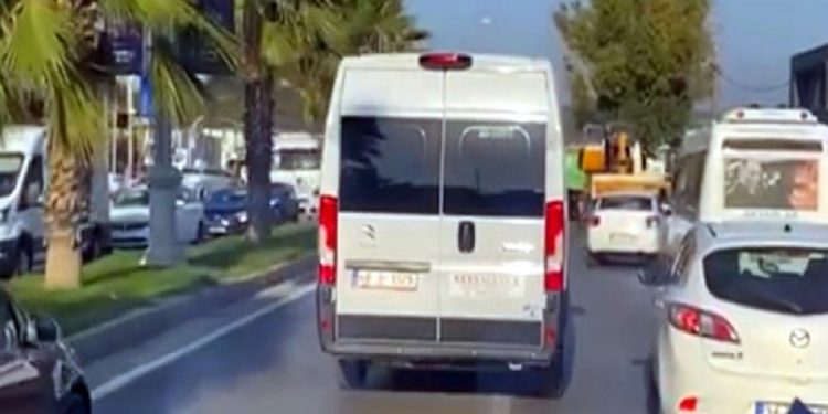 Bodrum’da Ambulansa Yol Vermeyen Şirket Şoförü İşten Çıkarıldı
