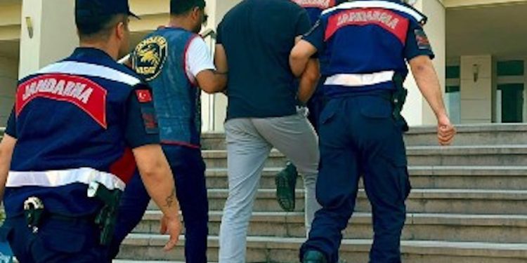 Fransız Turist Bodrum’da Hırsızlıktan Tutuklandı