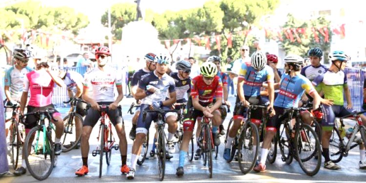 Muğla’da 15 Temmuz Şehitlerini Anma Bisiklet Yol Yarışı Düzenlendi