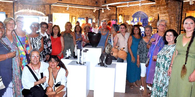 Bodrumlu sanatçıların “Toprağın Hareketi” sergisi hayran bıraktı