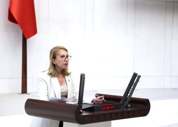 Süreyya Öneş Derici’den “Somali Tezkeresi”ne Ağır Eleştiriler