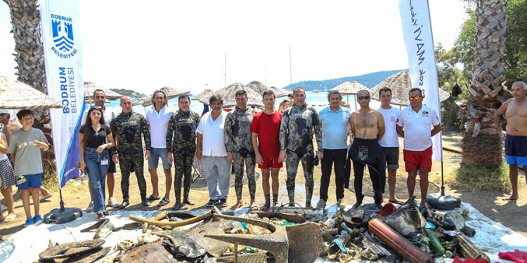 Türkbükü’nde Deniz Dibi Temizliği