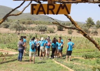 Üniversite Öğrencilerinin Tarım Kampı Sona Erdi