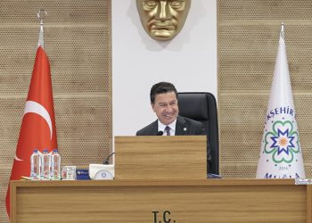 Başkan Aras, Meclis’te Konuştu: Turist Hasar Parası Ödesin