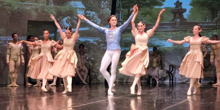 Bodrum Bale Festivali’nin Açılışı Kuğu Gölü İle Yapıldı