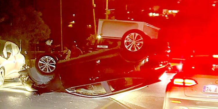 Ana Caddede Sürat yapınca İki Takla Attı