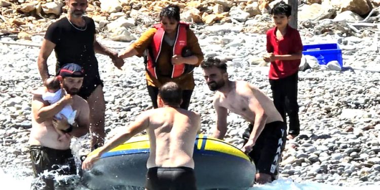 50 günlük bebek kayalıkların arasında 3 gün sonra bulundu