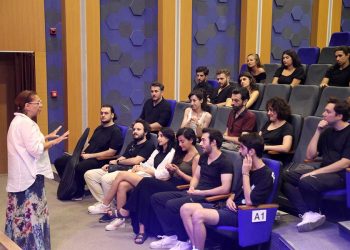 Tiyatronun Büyülü Dünyası Yeni Yüzlerine Kavuştu