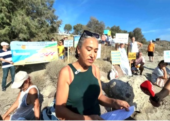 Akyarlar’da Aylan bebeğin öldüğü plajda hem barış hem çevre eylemi yaptılar