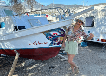 Bodrumlu Ressam, Yazar Özgün Ünlü’nün fırtınalı deniz aşkı mutlu sonla bitti