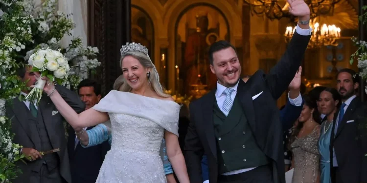 Yunanistan Prensesi, 6 yıllık bekleyişin ardından evlendi
