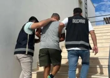 İnterpol’ün ‘Kırmızı Bülten’le aradığı dolandırıcılık şüphelisi Bodrum’da yakalandı
