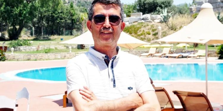 BOYD Başkanı Duman’dan yeşil pasaport tepkisi “Önce otelcinin yolunu aç ki döviz getirsin”