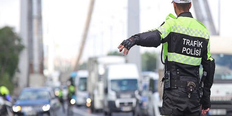 Milyonlarca Sürücüye Müjde! Radar Cezaları İptal Ediliyor, Paralar İade Edilecek