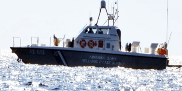 Bodrum açıklarında iki Türk denizci Yunan bayrağı açmadıkları iddiası ile gözaltına alındı