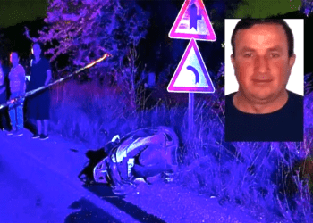 Mumcular yolunda otomobilin arkadan çarptığı motosiklet sürücüsü öldü