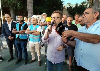 Somalı madencilerden meydanda eylem ve basın açıklaması