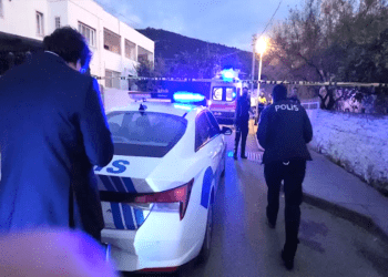 Küçük çocuğu taciz etti linç ediliyordu, feci dayak yedi