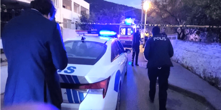 Küçük çocuğu taciz etti linç ediliyordu, feci dayak yedi