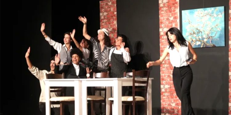 Miş’Onlar Komedisi kahkahaya boğdu