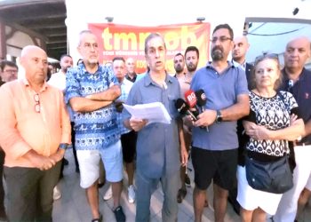 Mimar mühendis ve şehir plancıları garsonluk tezgahtarlık yapıyor, meslektaşlarımız yaşayan bir ölü durumunda