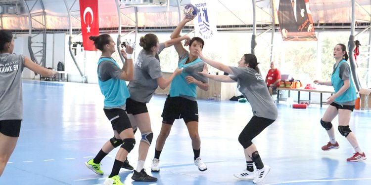 Denizin Kızları, Liderlik Yolunda Anadolu Üniversitesi ile Karşılaşıyor!