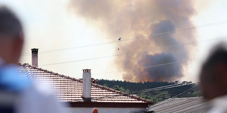 Büyükşehir Orman Yangınlarında Tüm Gücüyle Sahada