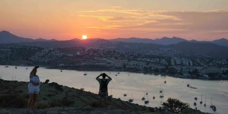 Bodrum’da hayran bırakan günbatımı manzarası