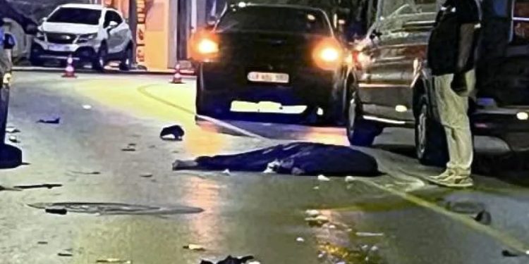 Motosikletlinin çarptığı yaya kadın öldü