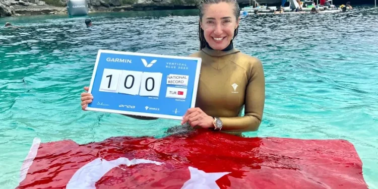 Şahika Ercümen’den Bir Türkiye Rekoru Daha