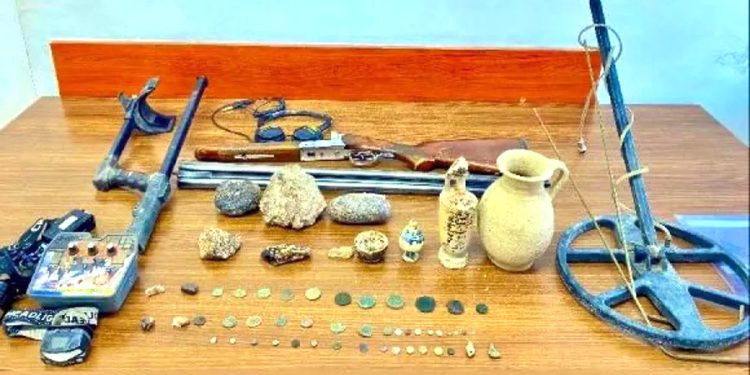 Milas’ta tarihi eser operasyonu, Roma ve Bizans dönemine ait eserler ele geçirildi