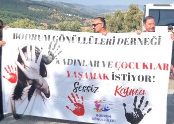 Bodrum Gönüllüleri Derneği “Kadın ve çocuk cinayetlerine” dikkat çekmek için yürüdü