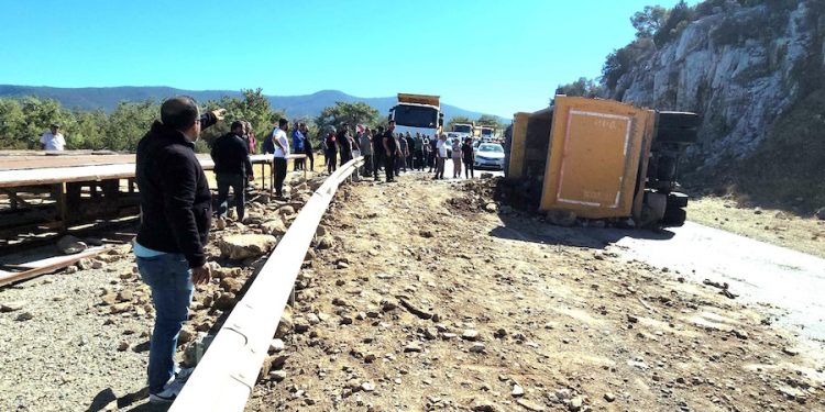 Turistik Bodrum’da inşaat yasağı var ama hafriyat kamyonu terörü başladı