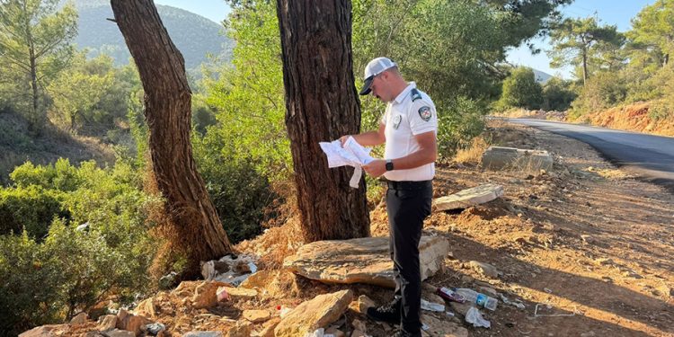 Attıkları Çöplerden Tespit Edildiler