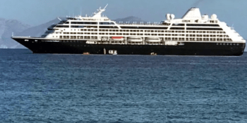 Marmaris açıklarında turist teknesi battı, kayıplar var