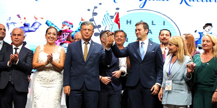 İki Yaka, Dostluk Konserinde Buluştu