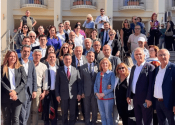 Ülkenin doğasını ormanlarını savunan çevreci avukatın yargılanmasına başlandı