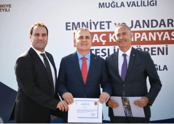 Vali Akbıyık’tan Polat ve Eraslan’a Bodrum’a katkı  teşekkürü