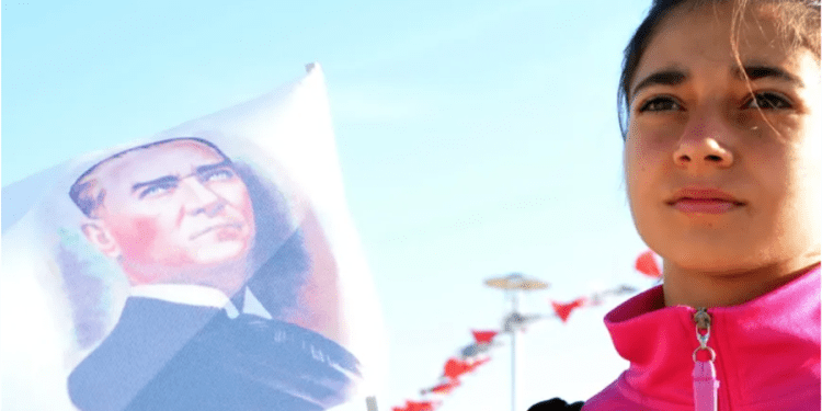 Muğla ili ve ilçelerinde 7’den 70’e hayat durdu