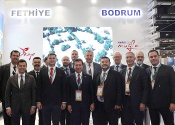 Başkan Mandalinci, Dünya Seyahat Fuarı’na Katıldı