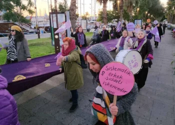 Bodrum’da kadınlar sokakta “Tam eşitlik sağlanana kadar durmayacağız”