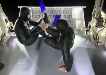 Bunlarda dalgıç kıyafetli kaçak göçmen