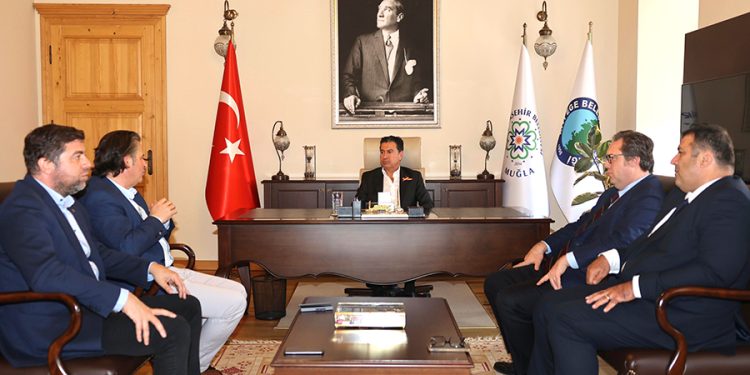 Büyükşehir MUTTAŞ Deniz Hizmetleri A.Ş’den Başkan Aras’a Ziyaret